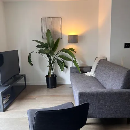 Appartement Beautiful Bright Renovated 2Br With A Balcony- Sleeps 5